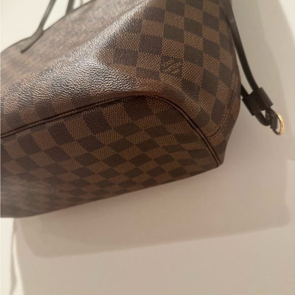 Louis Vuitton Neverfull MM - Picture 4 of 14
